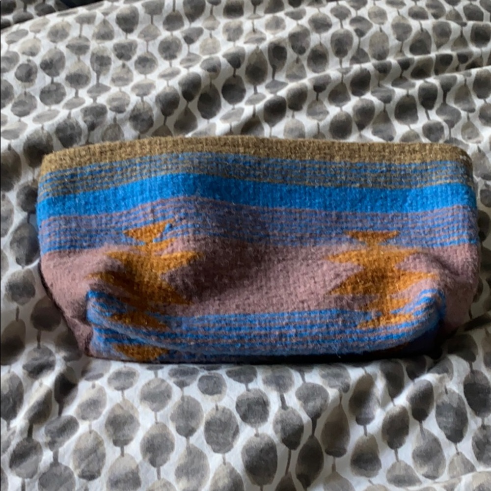 Wool small bag